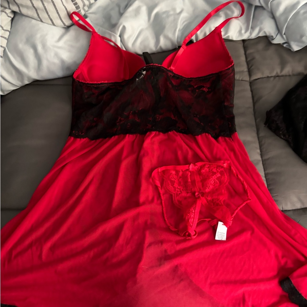 Elegant Red Lace Chemise Set